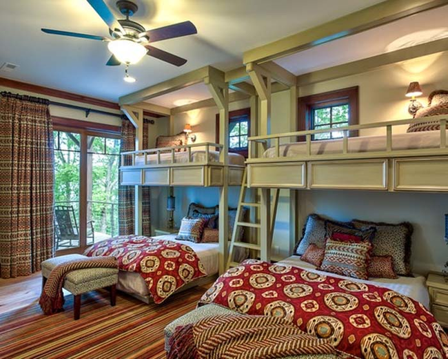 10.) These adult bunk beds allow so much room for activities.